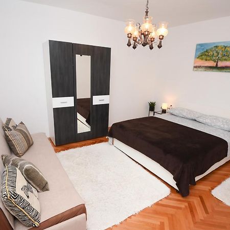 Apartments Lidija - Sea View Apartment With Exclusive Right Of Using Hot Tub Or Split Level Apartment With Exclusive Right Of Using Pool Podstrana Luaran gambar