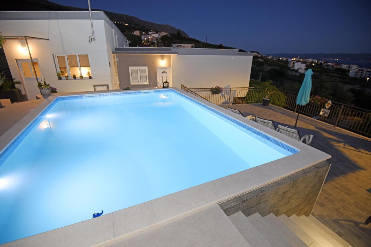 Apartments Lidija - Sea View Apartment With Exclusive Right Of Using Hot Tub Or Split Level Apartment With Exclusive Right Of Using Pool Podstrana Luaran gambar