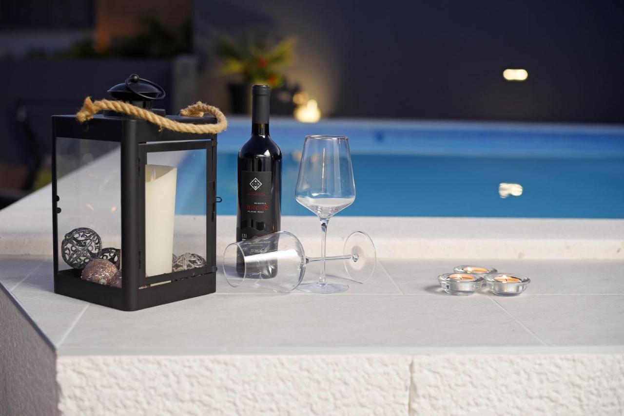 Apartments Lidija - Sea View Apartment With Exclusive Right Of Using Hot Tub Or Split Level Apartment With Exclusive Right Of Using Pool Podstrana Luaran gambar