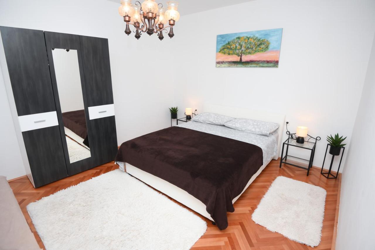 Apartments Lidija - Sea View Apartment With Exclusive Right Of Using Hot Tub Or Split Level Apartment With Exclusive Right Of Using Pool Podstrana Luaran gambar