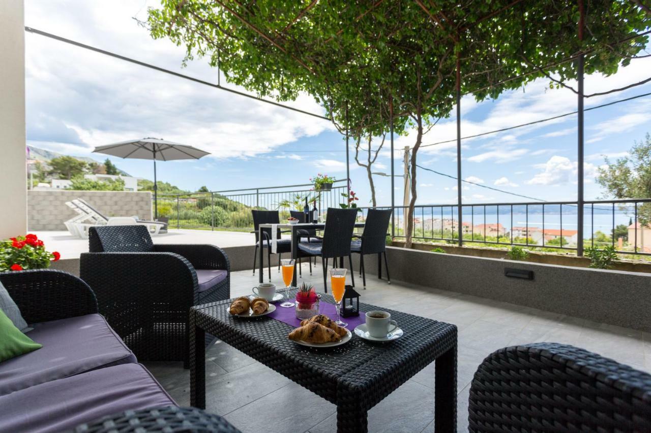 Apartments Lidija - Sea View Apartment With Exclusive Right Of Using Hot Tub Or Split Level Apartment With Exclusive Right Of Using Pool Podstrana Luaran gambar