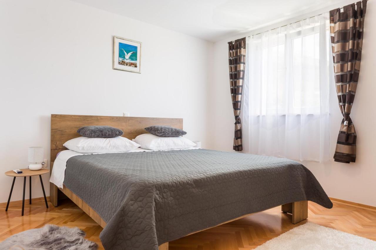 Apartments Lidija - Sea View Apartment With Exclusive Right Of Using Hot Tub Or Split Level Apartment With Exclusive Right Of Using Pool Podstrana Luaran gambar